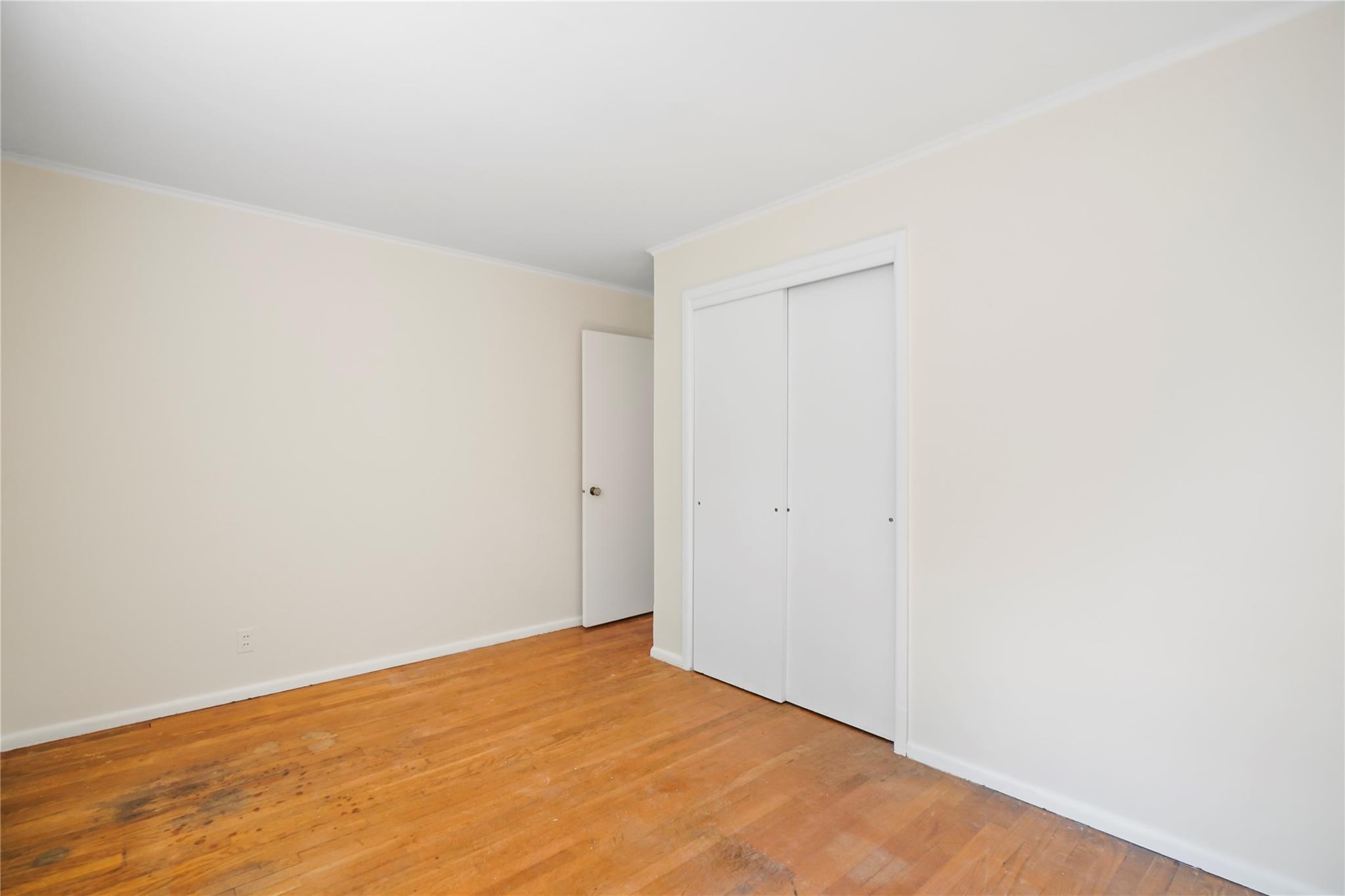 31 Westwood Avenue, New Rochelle, New York image 11