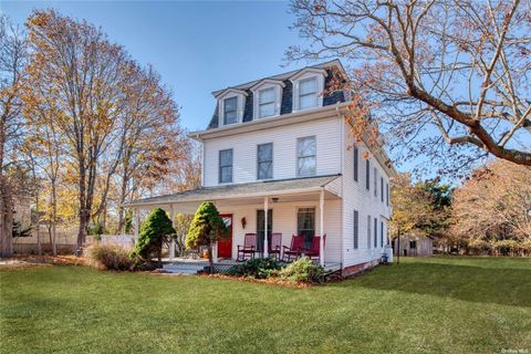 107 Jessup Avenue Quogue NY 11959