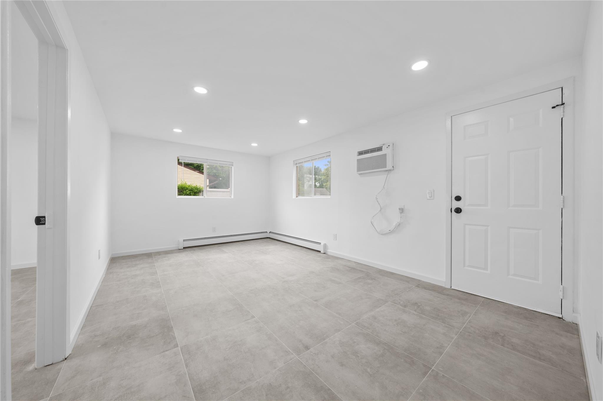40 S 29th Street, Wyandanch, New York image 19
