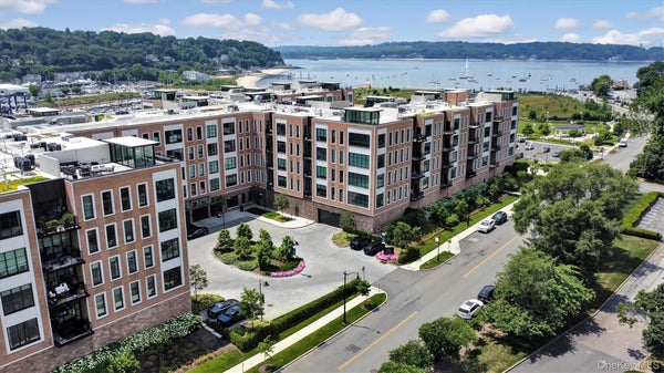 100 GARVIES POINT RD UNIT 1116, GLEN COVE, NY 11542 - Image 0d8d8779aea7c5a457d70f4ee8743f4f/261290183