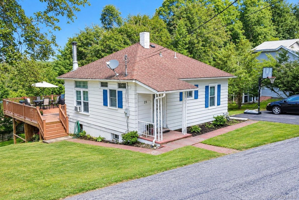 Photo of 25 Oreco Terrace, Monroe, NY 10950 (MLS # 1055830)