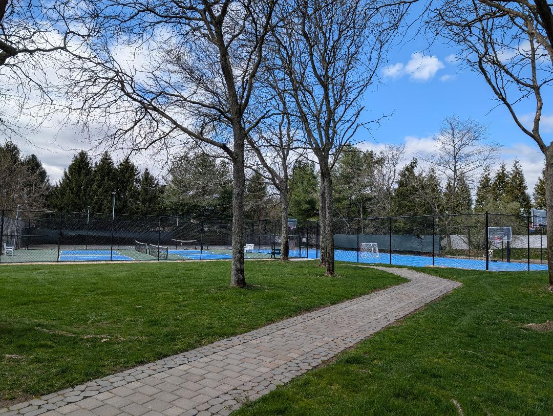 115 Barrett Circle, Melville, New York image 16
