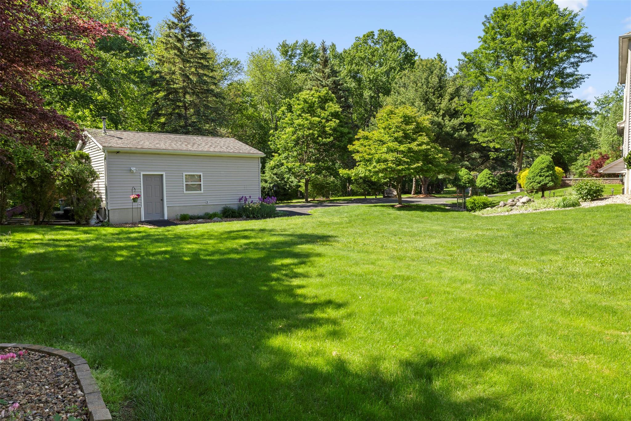 26 Brouck Ferris Boulevard, New Paltz, New York image 32