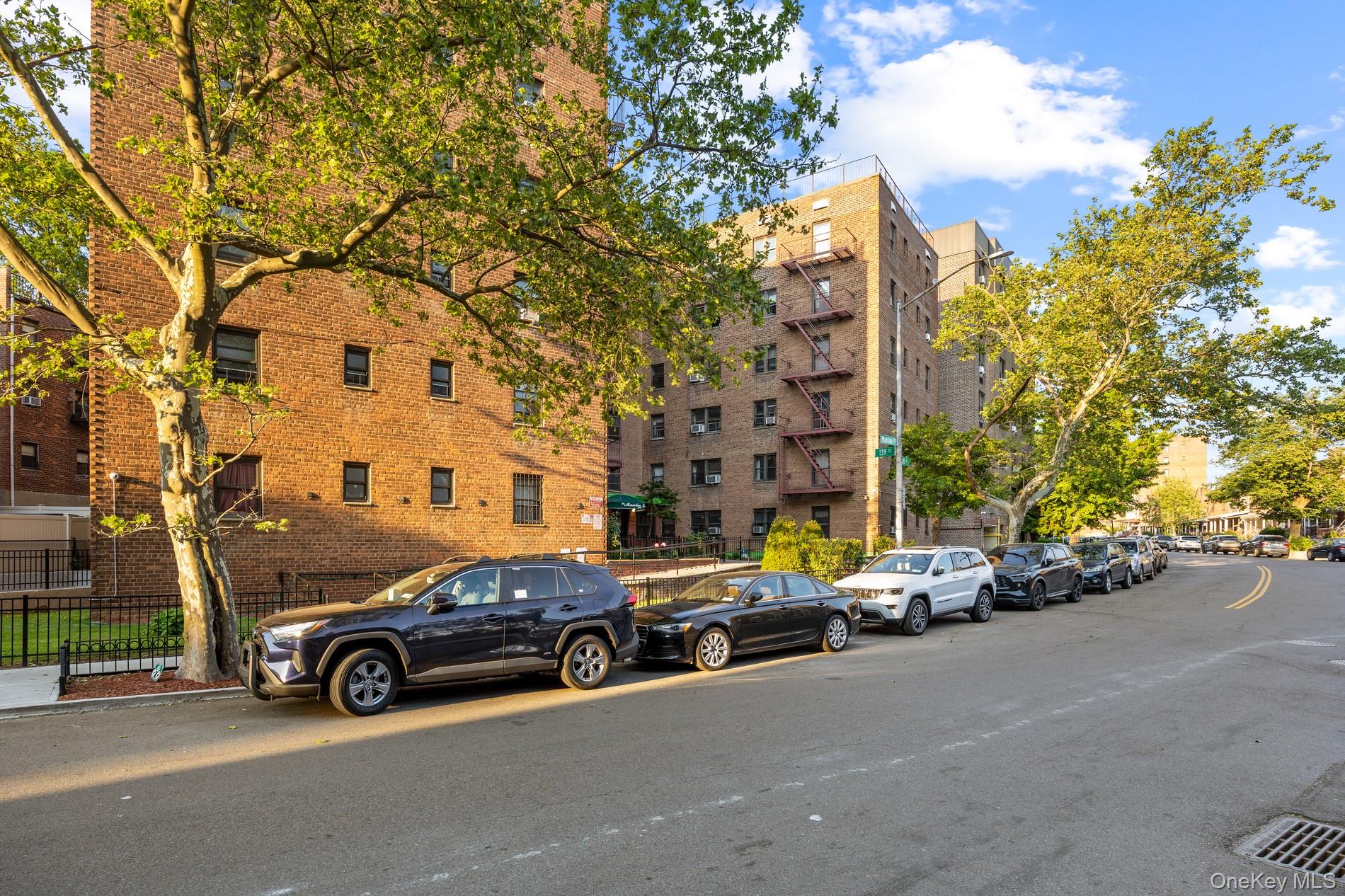 139-05 85 Drive 6E
