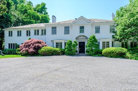 Homes For Sale - 126 Station Road<br/> Great Neck, NY 11024