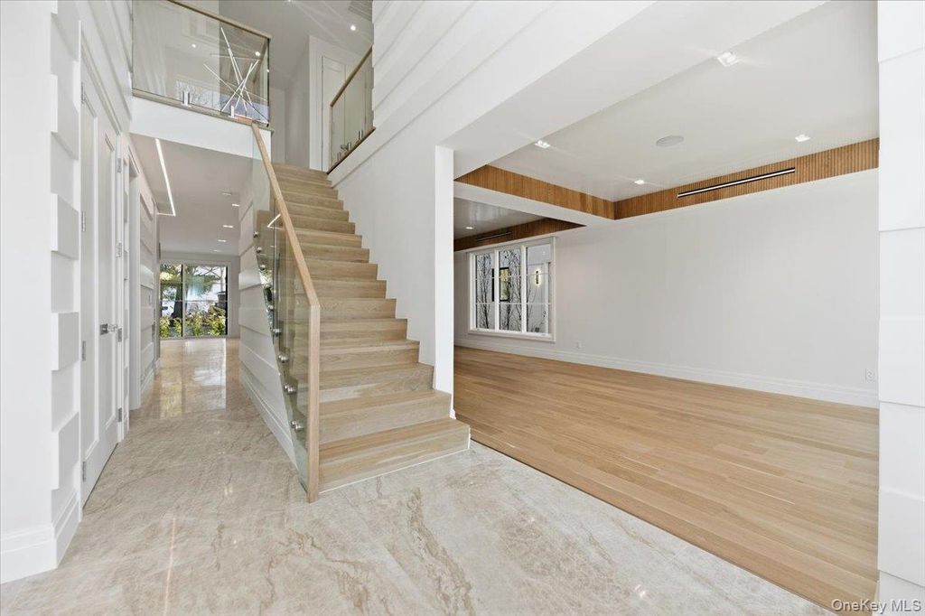 Photo of 136 Park Street, Woodmere, NY 11598 (MLS # 988093)