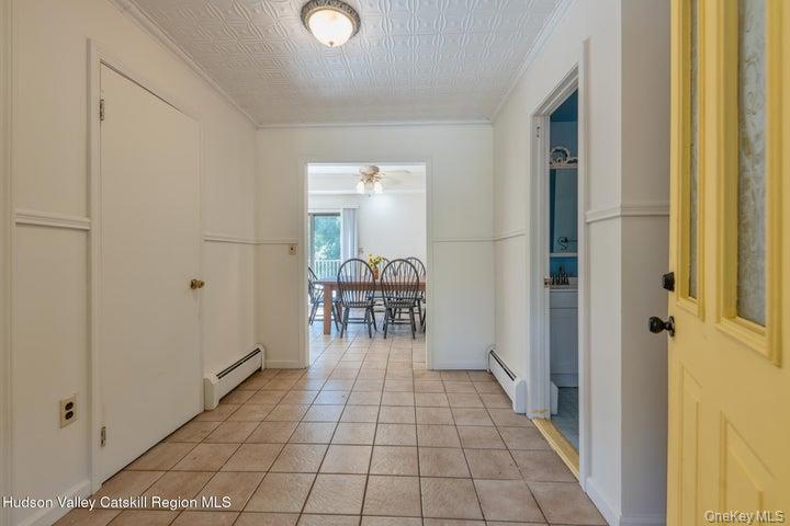 97 Leslie Road