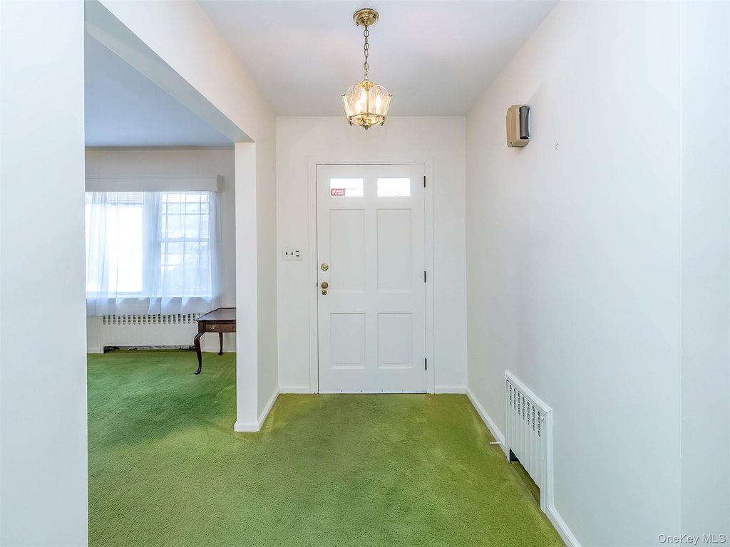 Photo of 856 Glen Cove Avenue, Glen Head, NY 11545 (MLS # 957740)