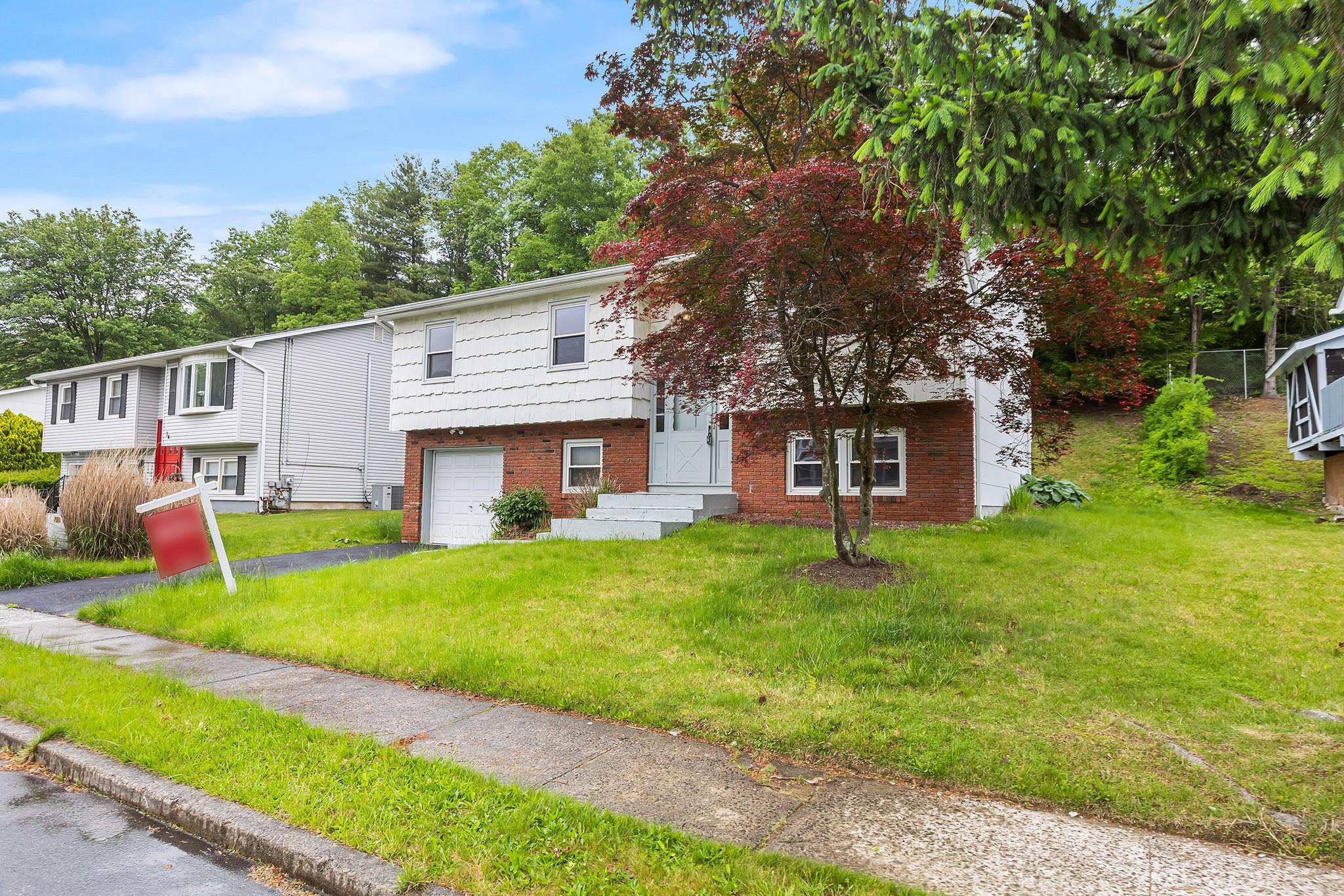 72 Lincoln Street, Sloatsburg, New York image 3