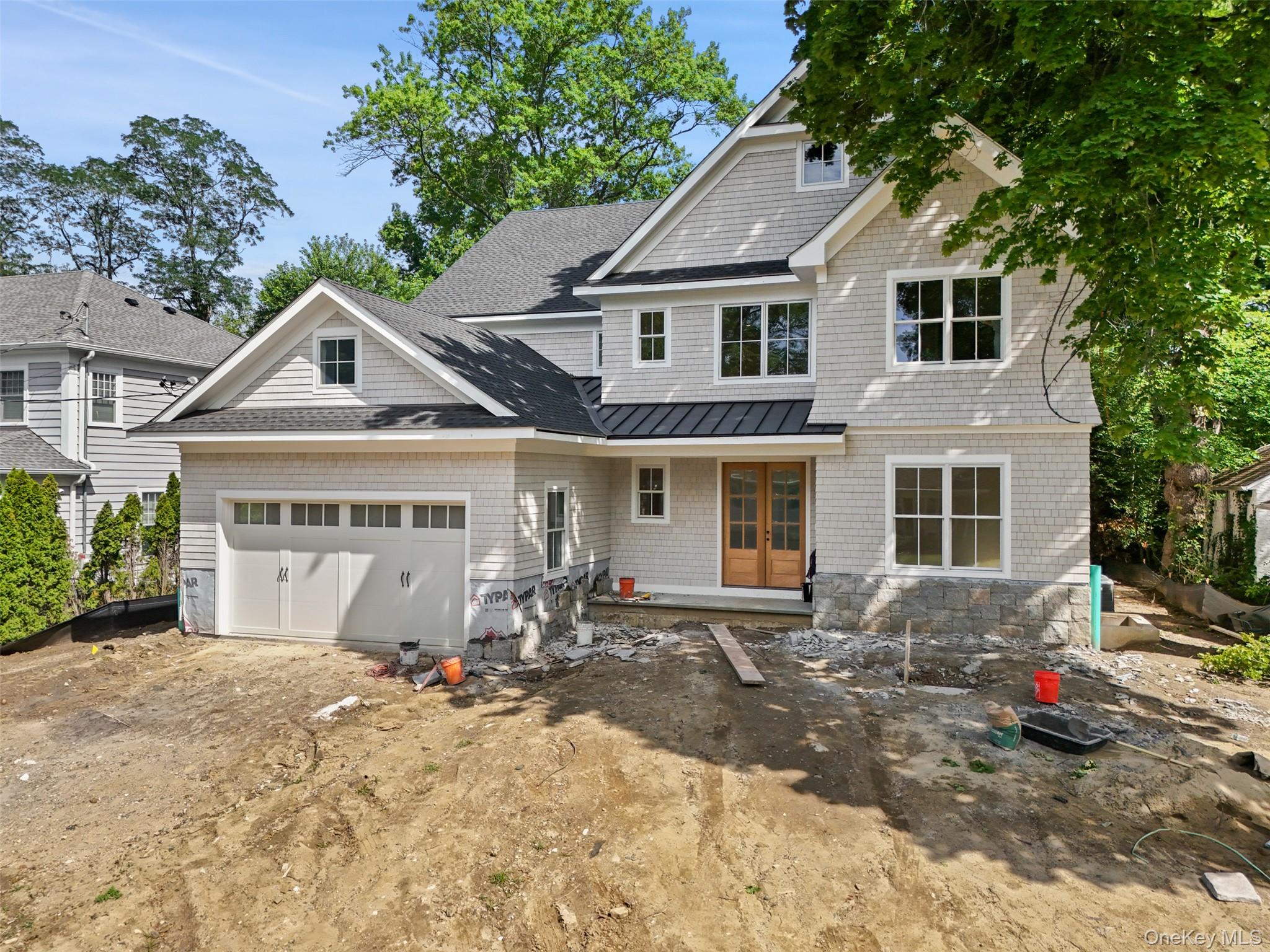 8 Crest Lane