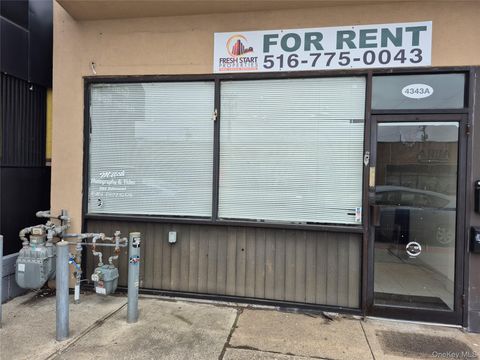 Photo of 4343 Austin Boulevard, Island Park, NY 11558 (MLS # 968656)