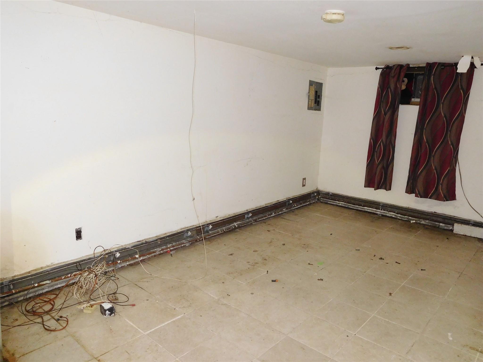 54 S Stone Avenue, Elmsford, New York image 24