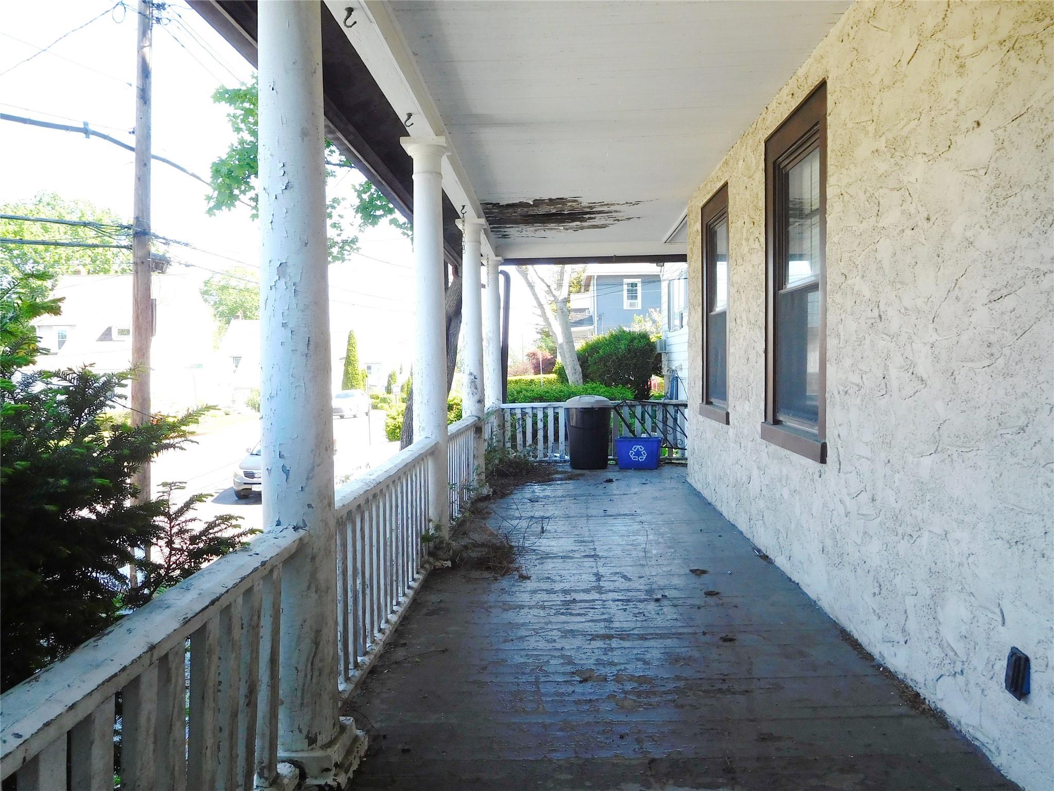 54 S Stone Avenue, Elmsford, New York image 4