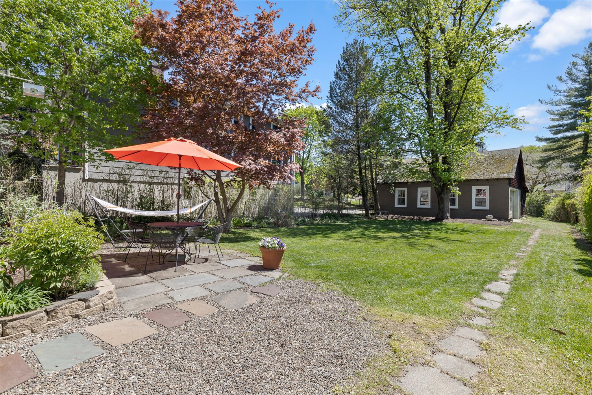 78 E Sunnyside Lane, Irvington, New York image 32