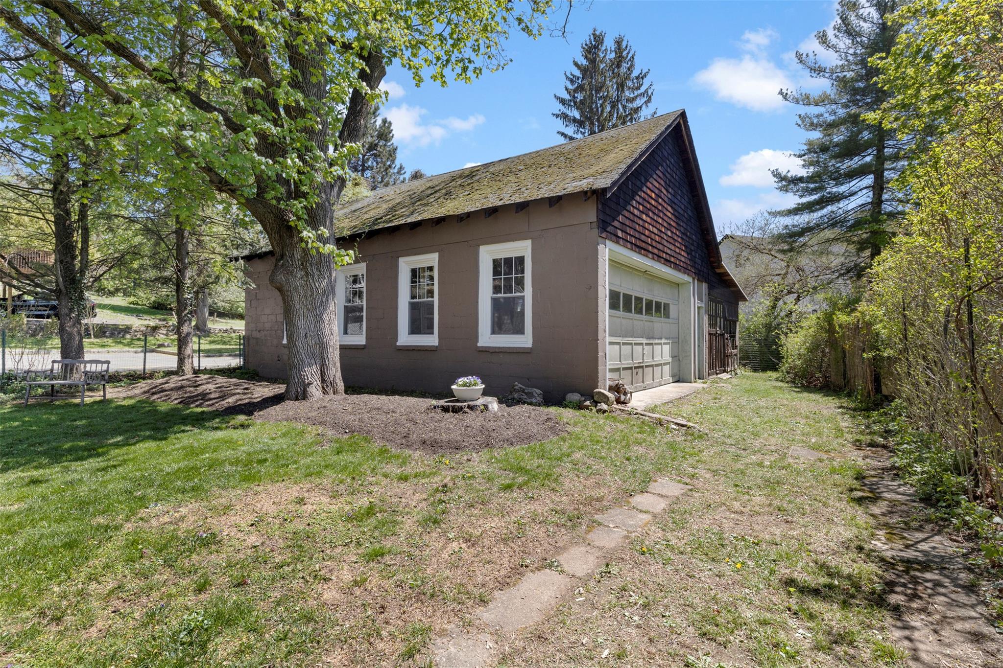 78 E Sunnyside Lane, Irvington, New York image 35