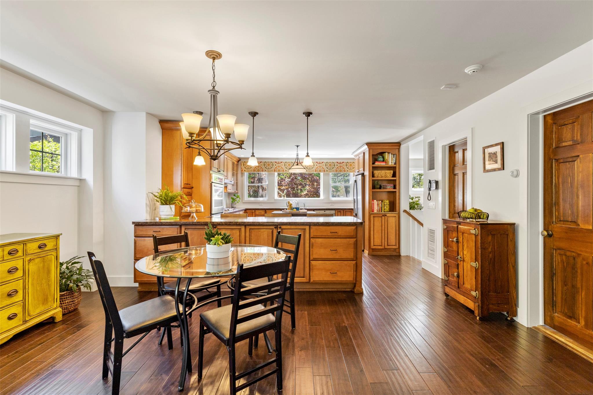 78 E Sunnyside Lane, Irvington, New York image 6