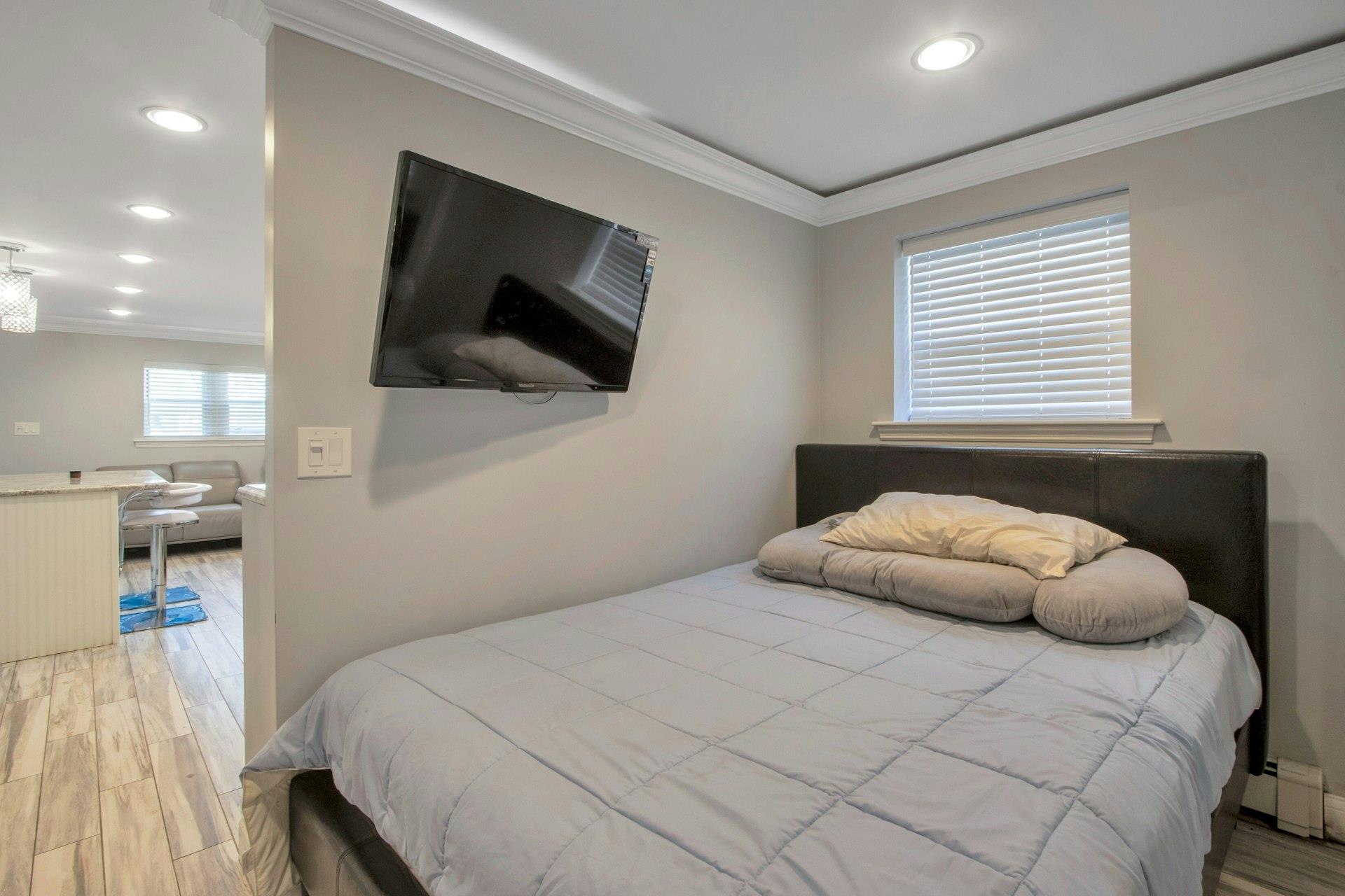 837 Swinton Avenue, Bronx, New York image 20