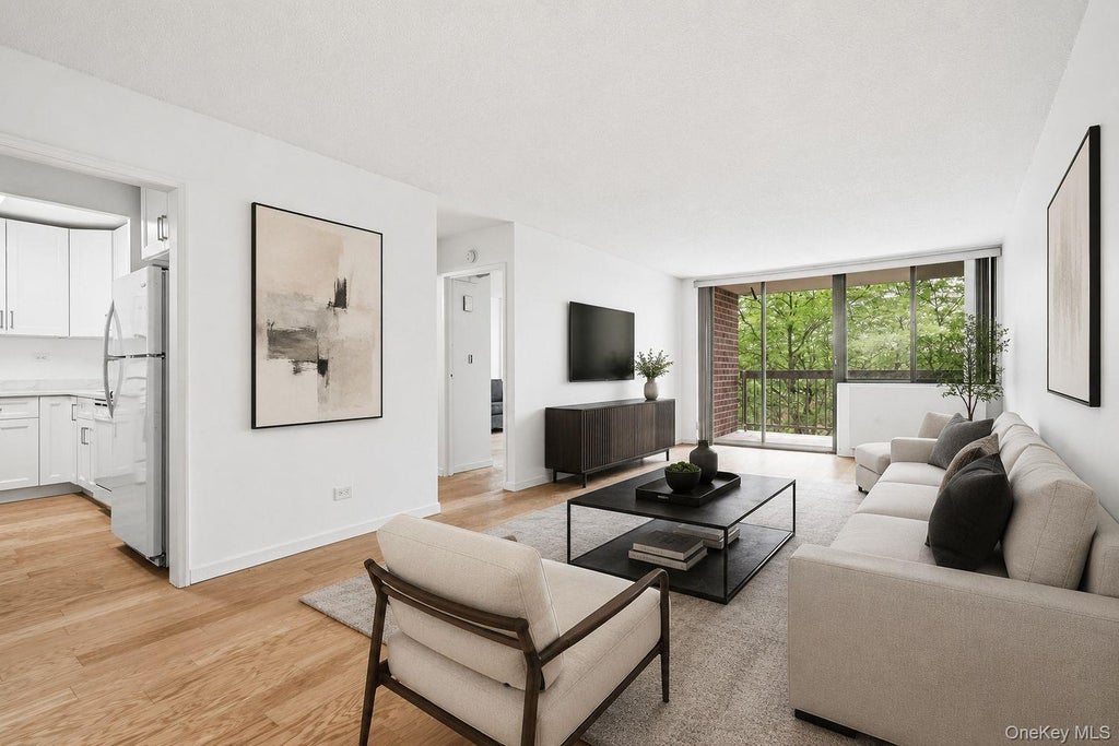 Photo of 2 Bay Club Drive #6F, Bayside, NY 11360 (MLS # 1018130)