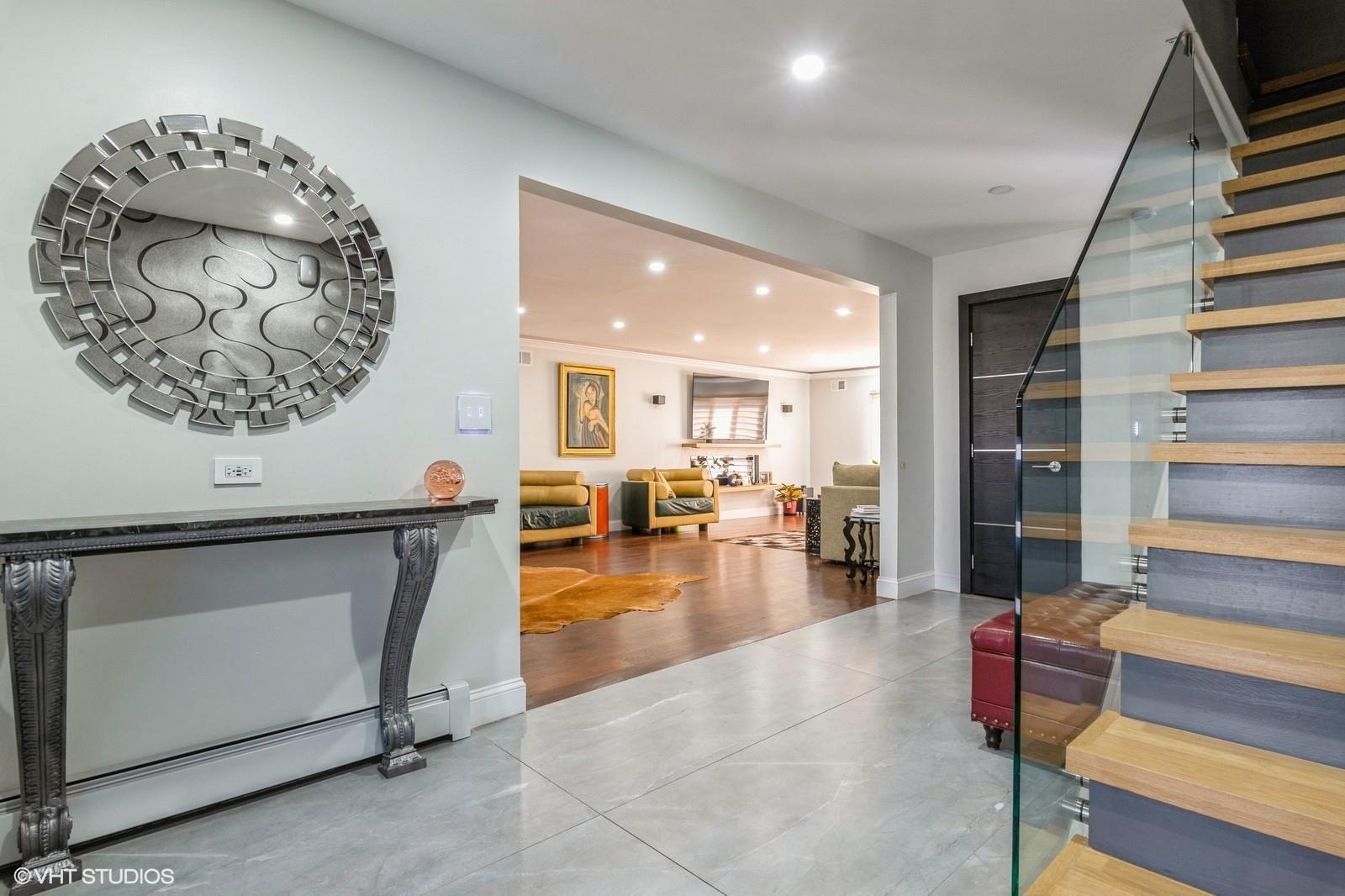 700 Sherwood Street, North Woodmere, New York image 3