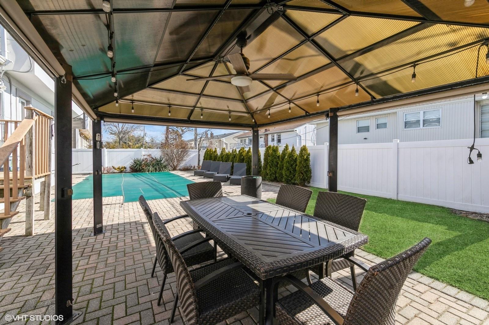 700 Sherwood Street, North Woodmere, New York image 35