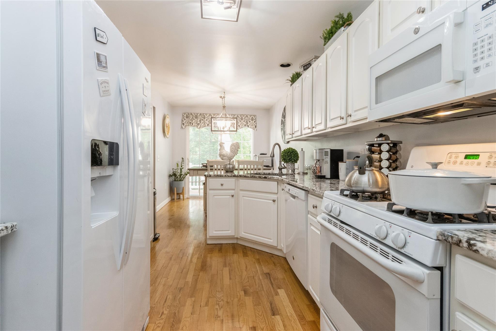 4005 Ridgecrest Drive, Wappingers Falls, New York image 17