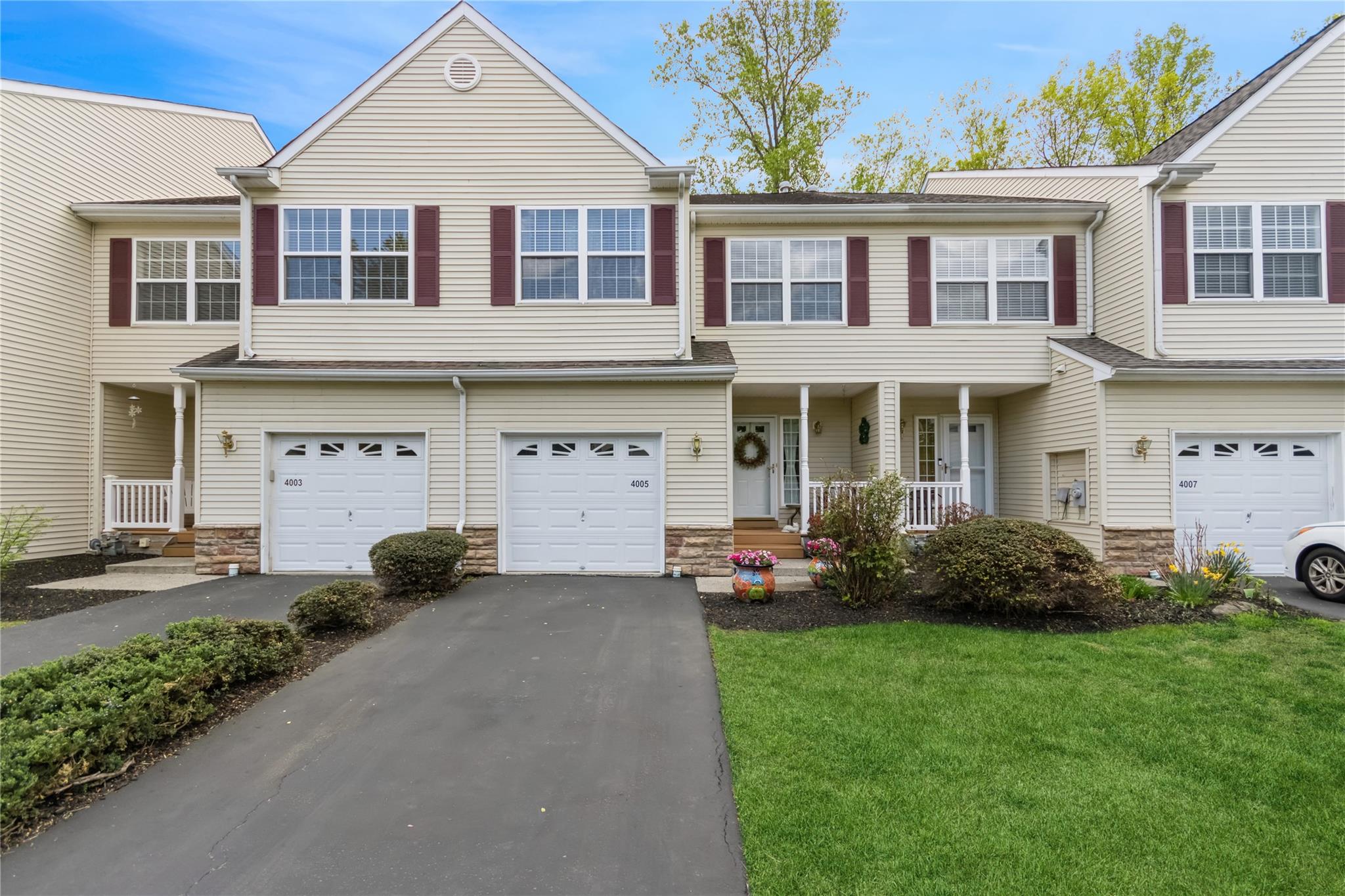 4005 Ridgecrest Drive, Wappingers Falls, New York image 2