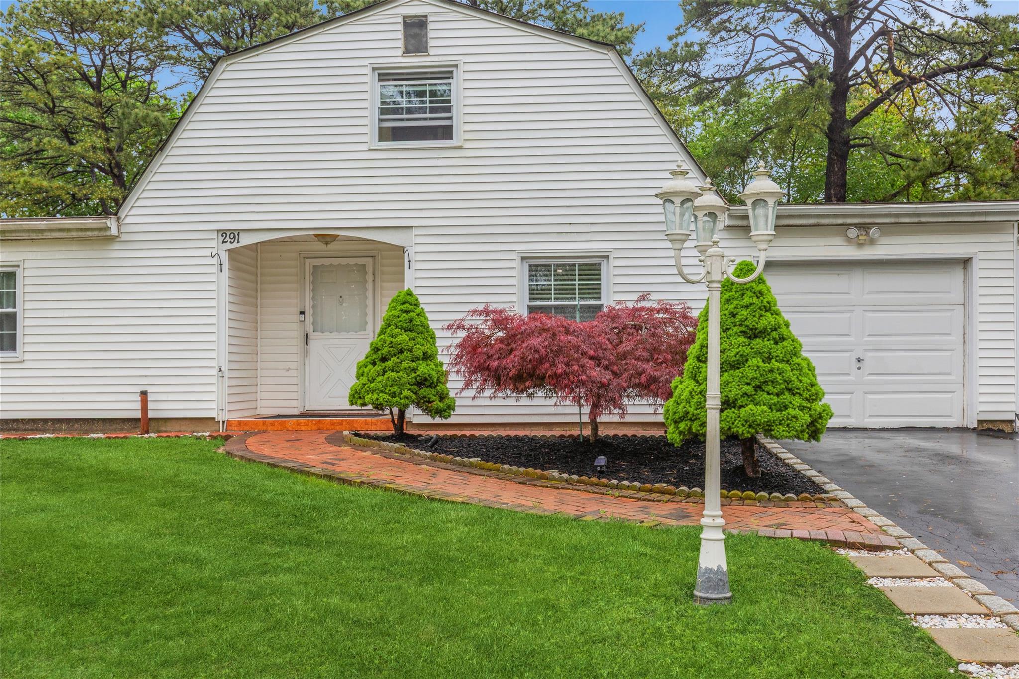 291 Southaven Avenue
