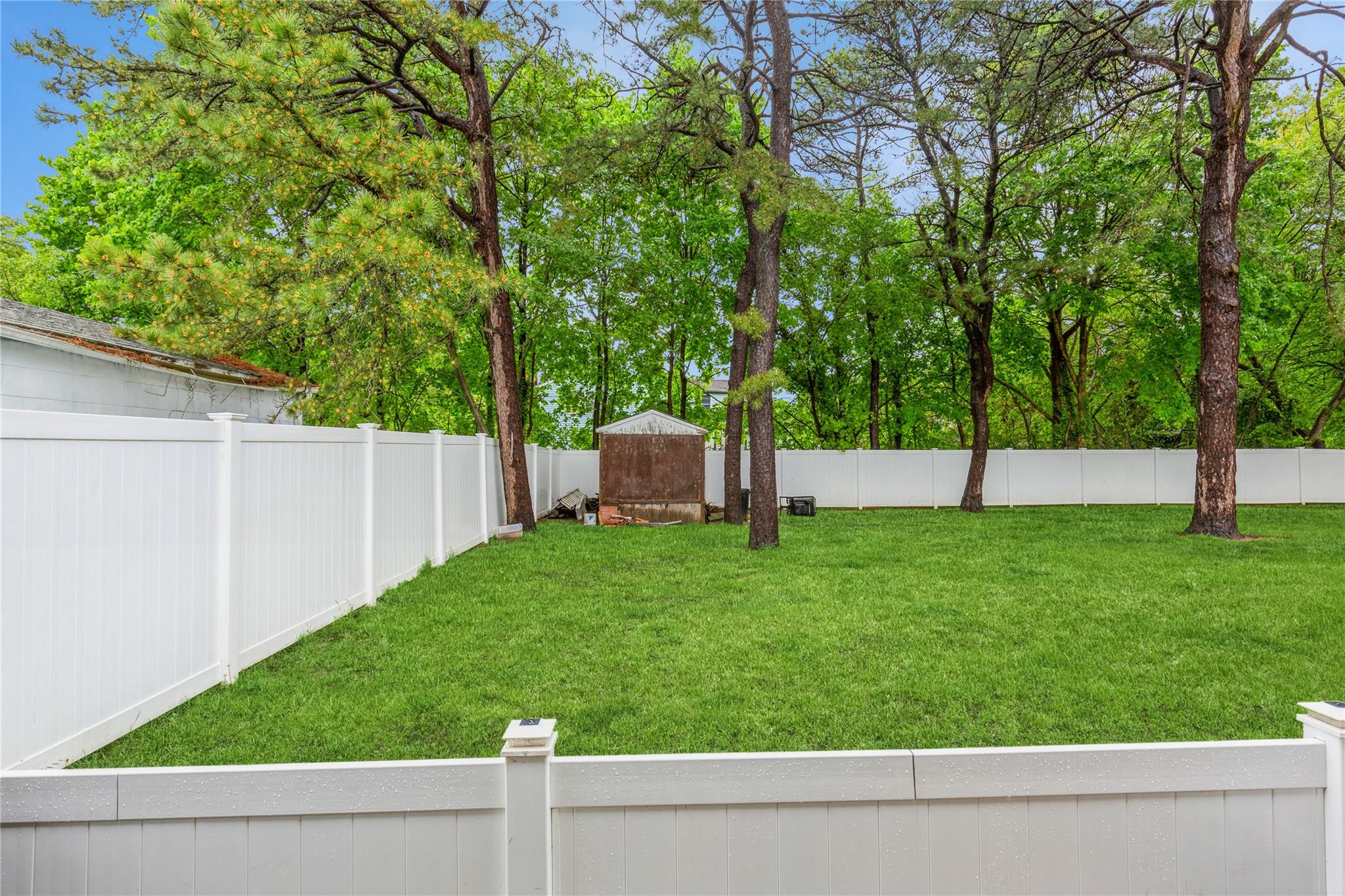 291 Southaven Avenue, Medford, New York image 22