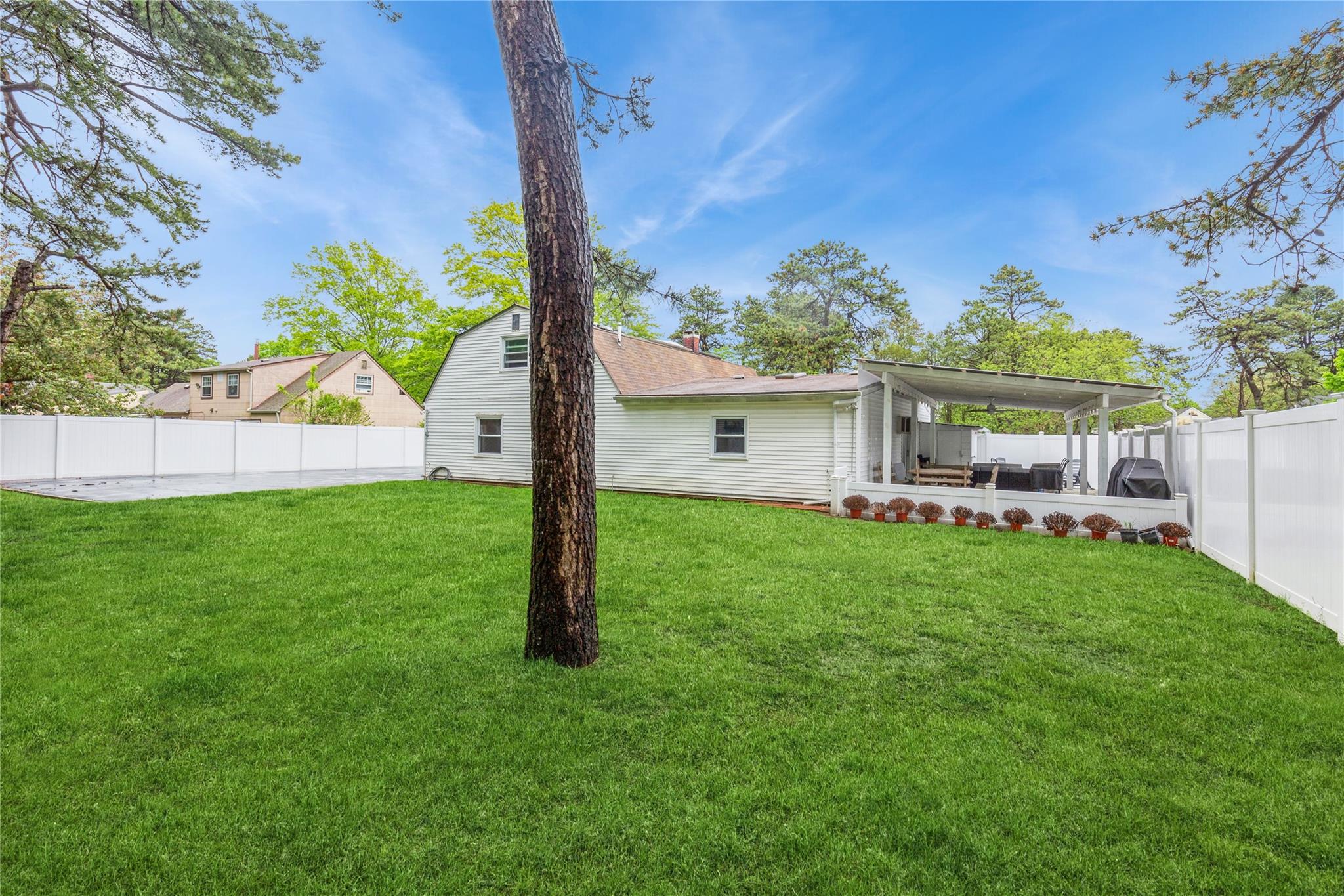 291 Southaven Avenue, Medford, New York image 14