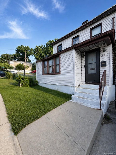 Multifamily For Sale - 111 Lincoln Avenue<br/> New Rochelle, NY 10801