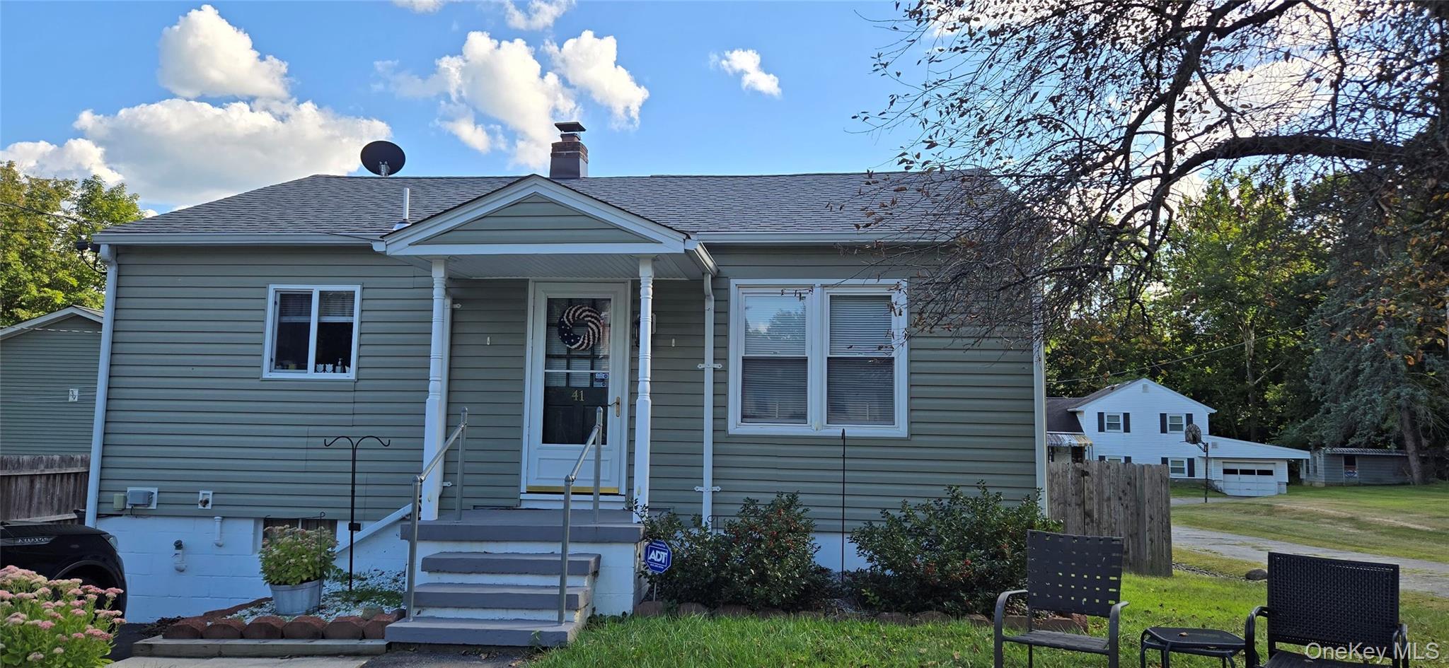 41 Birdsall Avenue