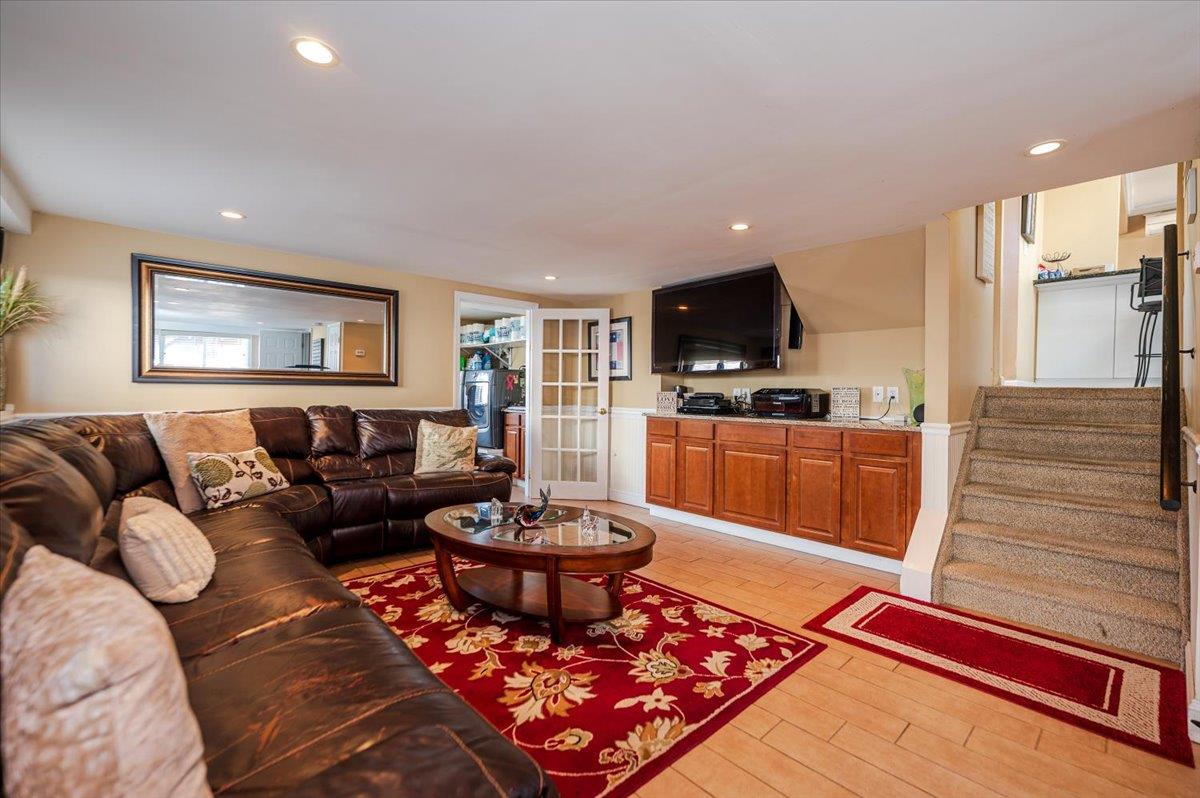 22 Cheshire Road, Inwood, New York image 10