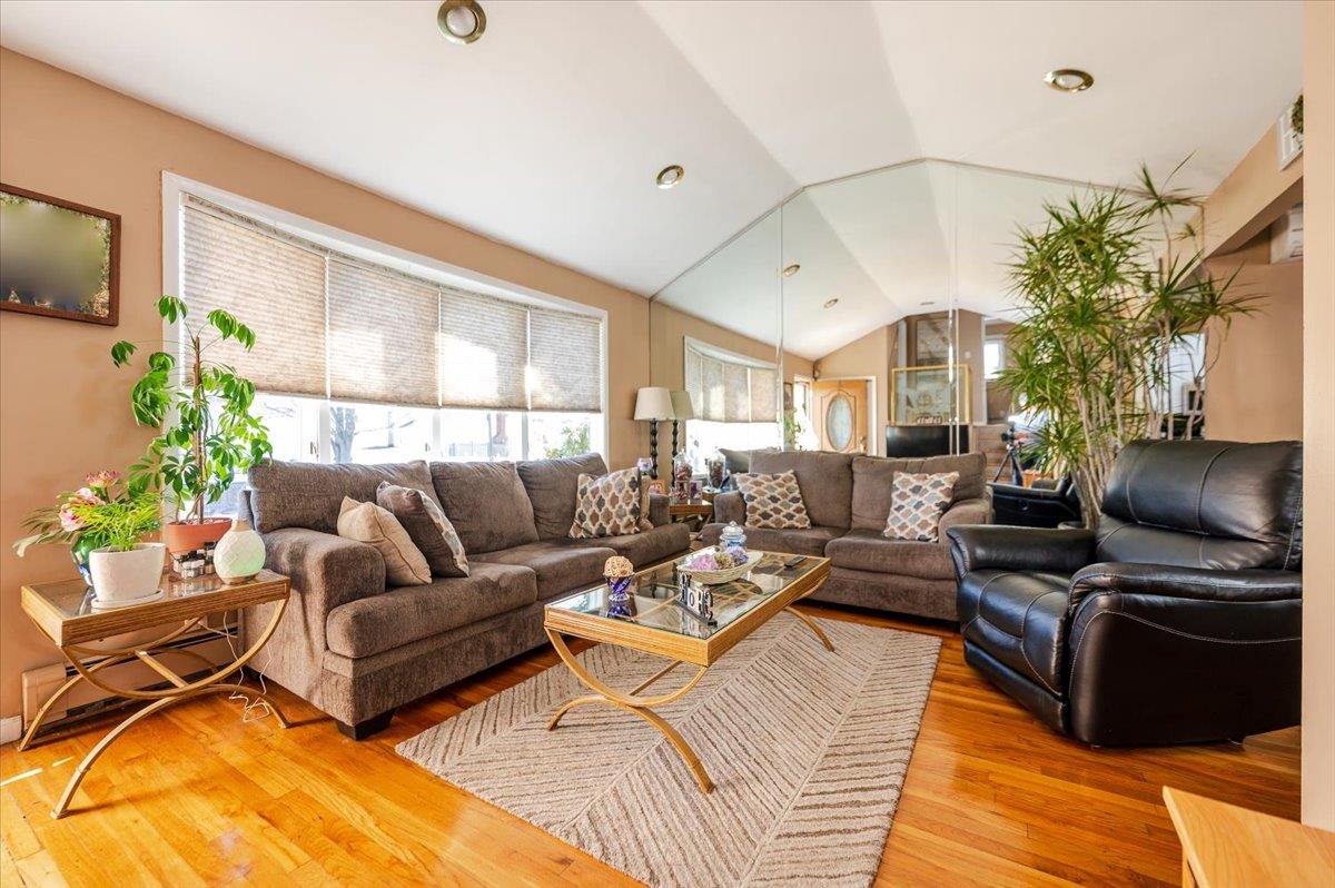 22 Cheshire Road, Inwood, New York image 2
