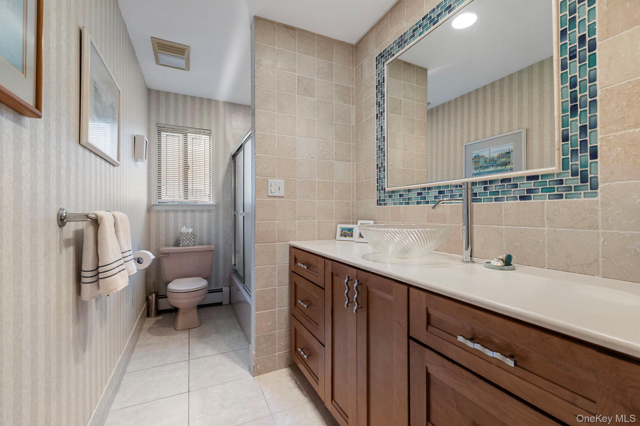 Woodbury, New York 11797, United States, 4 Bedrooms Bedrooms, ,4 BathroomsBathrooms,Residential,Active,215827