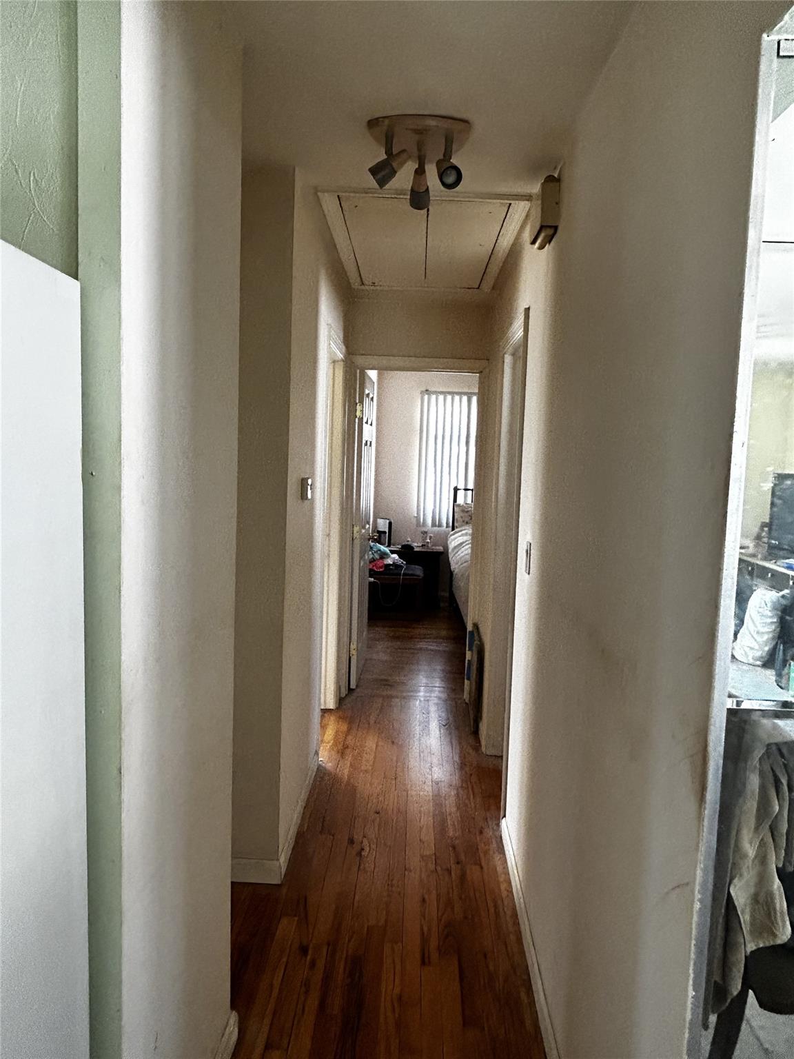 275 Beachview Street, Copiague, New York image 5