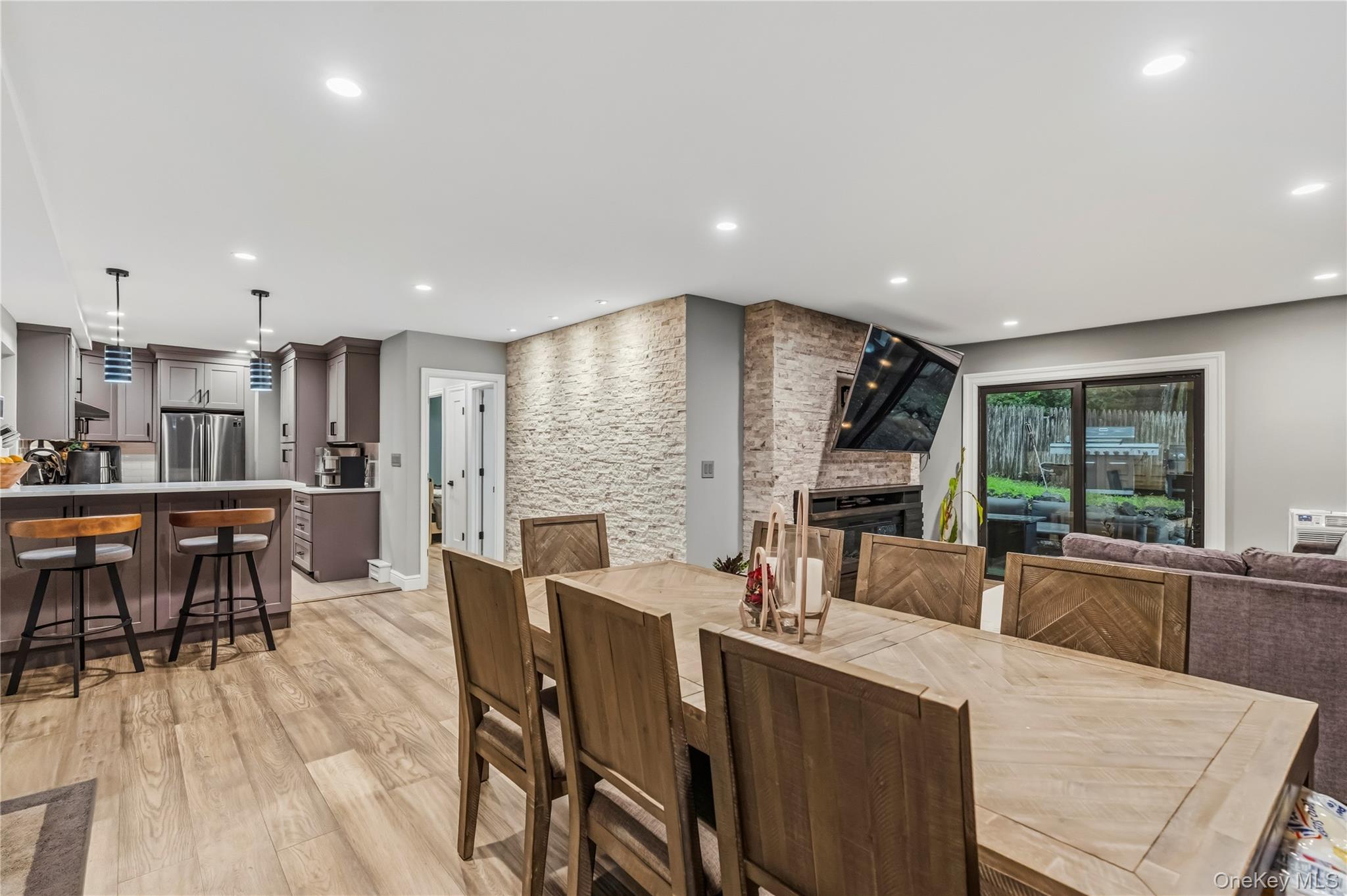 18 Granada Crescent 2