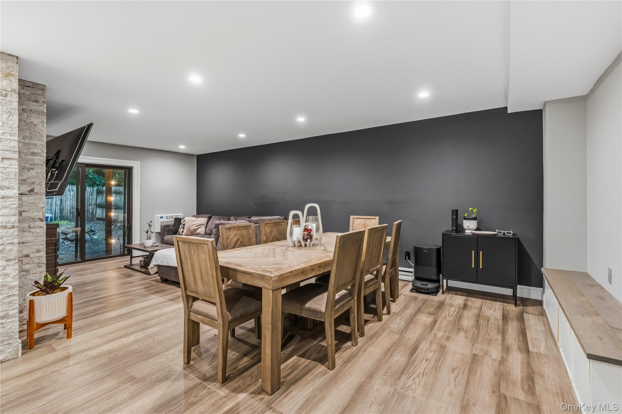 18 Granada Crescent 2