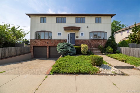 Multifamily For Rent - 580 East Pine Street #WEST SIDE<br/> Long Beach, NY 11561