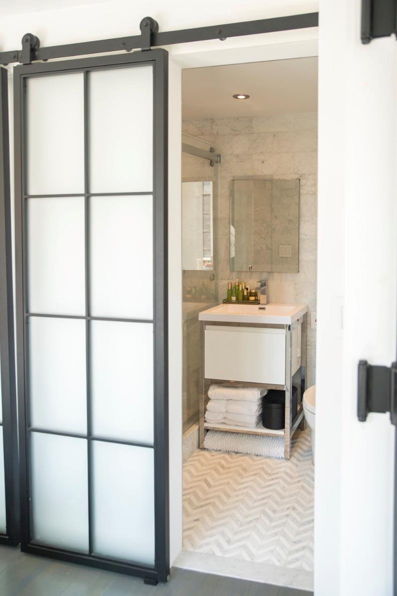 320 E 42nd Street 2218