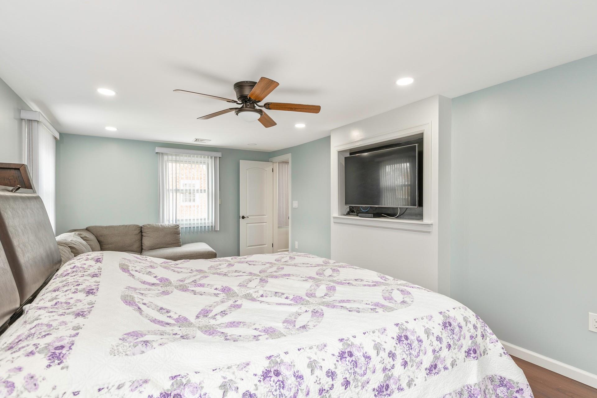 12 Midwood Place, Freeport, New York image 21