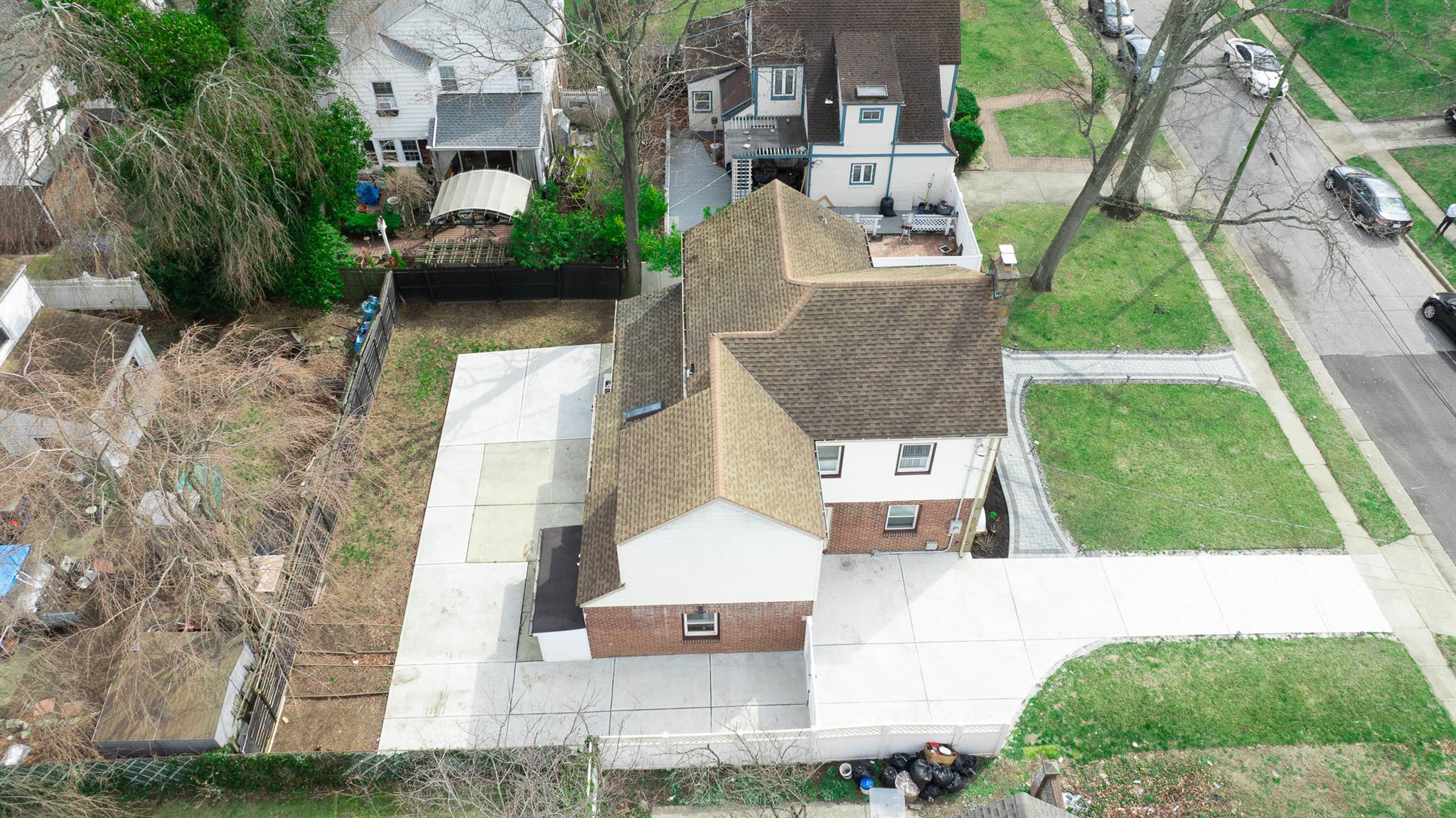 12 Midwood Place, Freeport, New York image 33