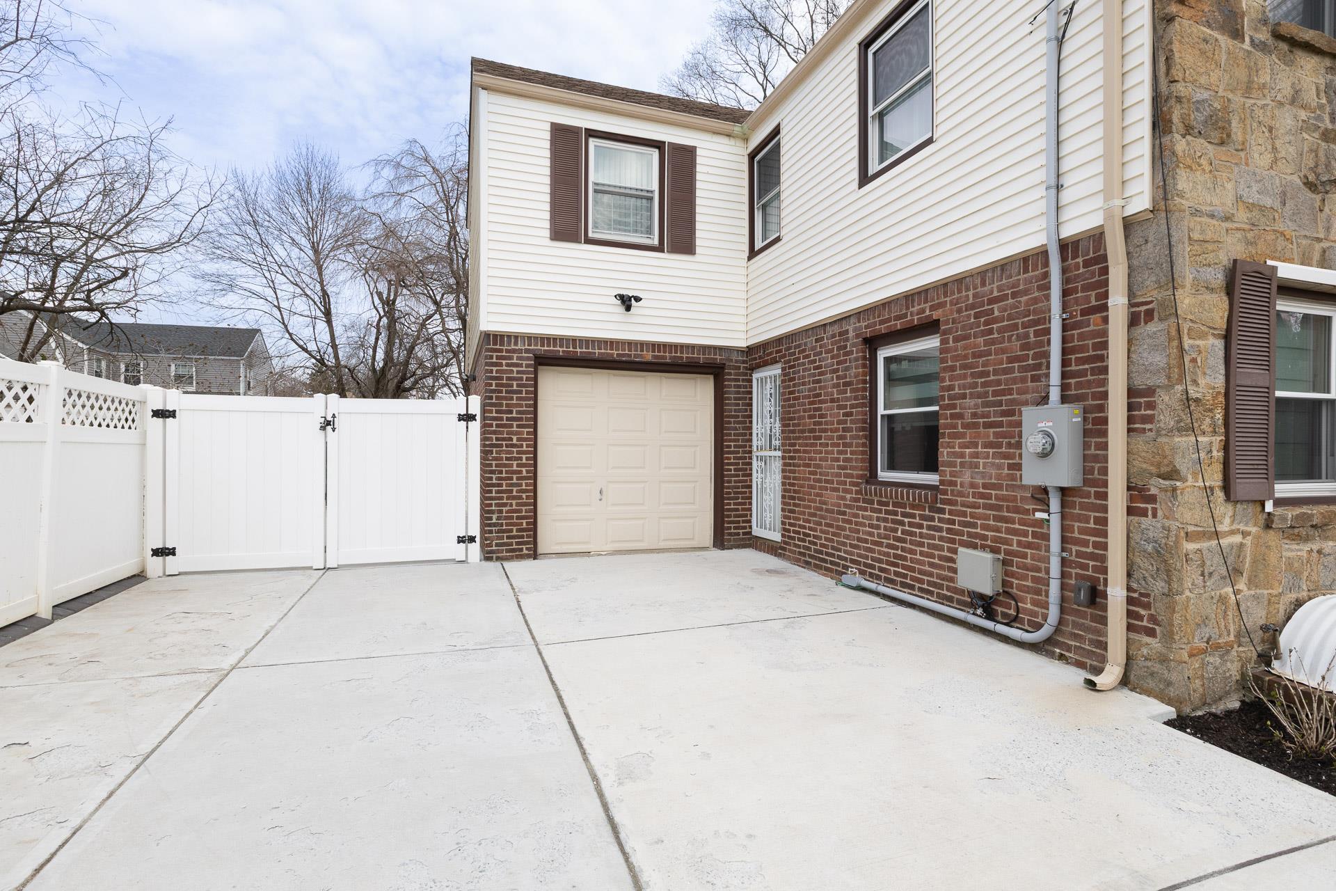 12 Midwood Place, Freeport, New York image 6