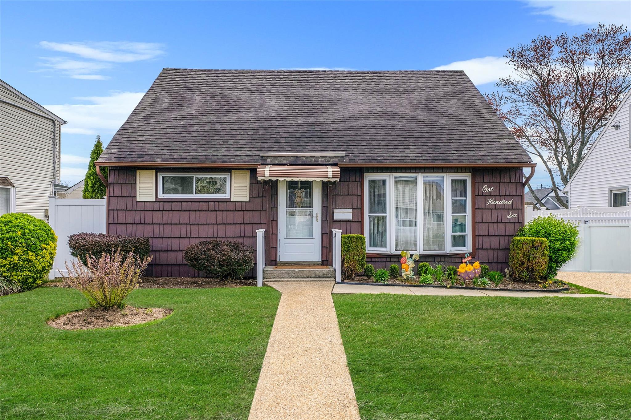 106 Franklin Place, Massapequa, New York image 1