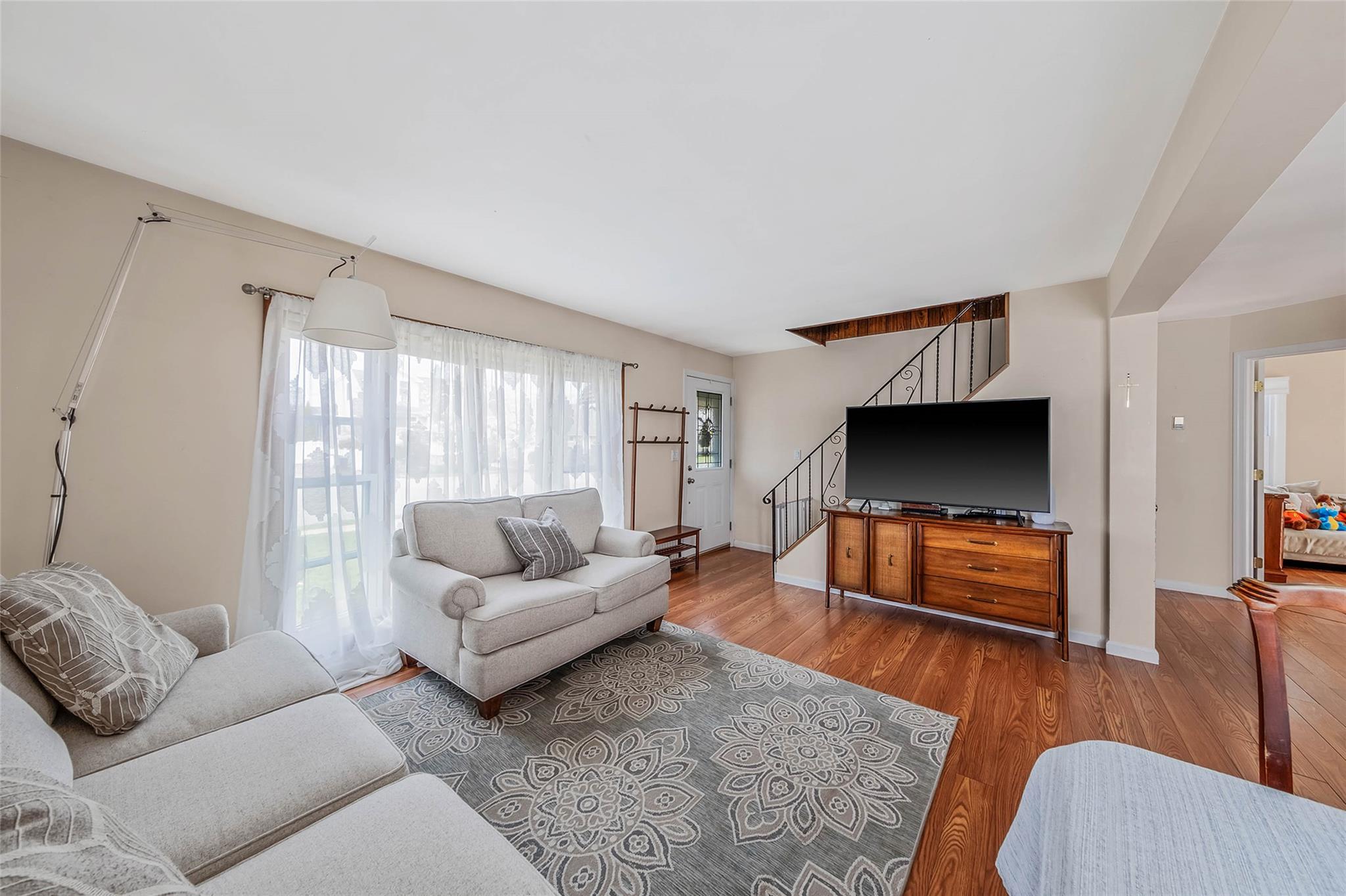 106 Franklin Place, Massapequa, New York image 21