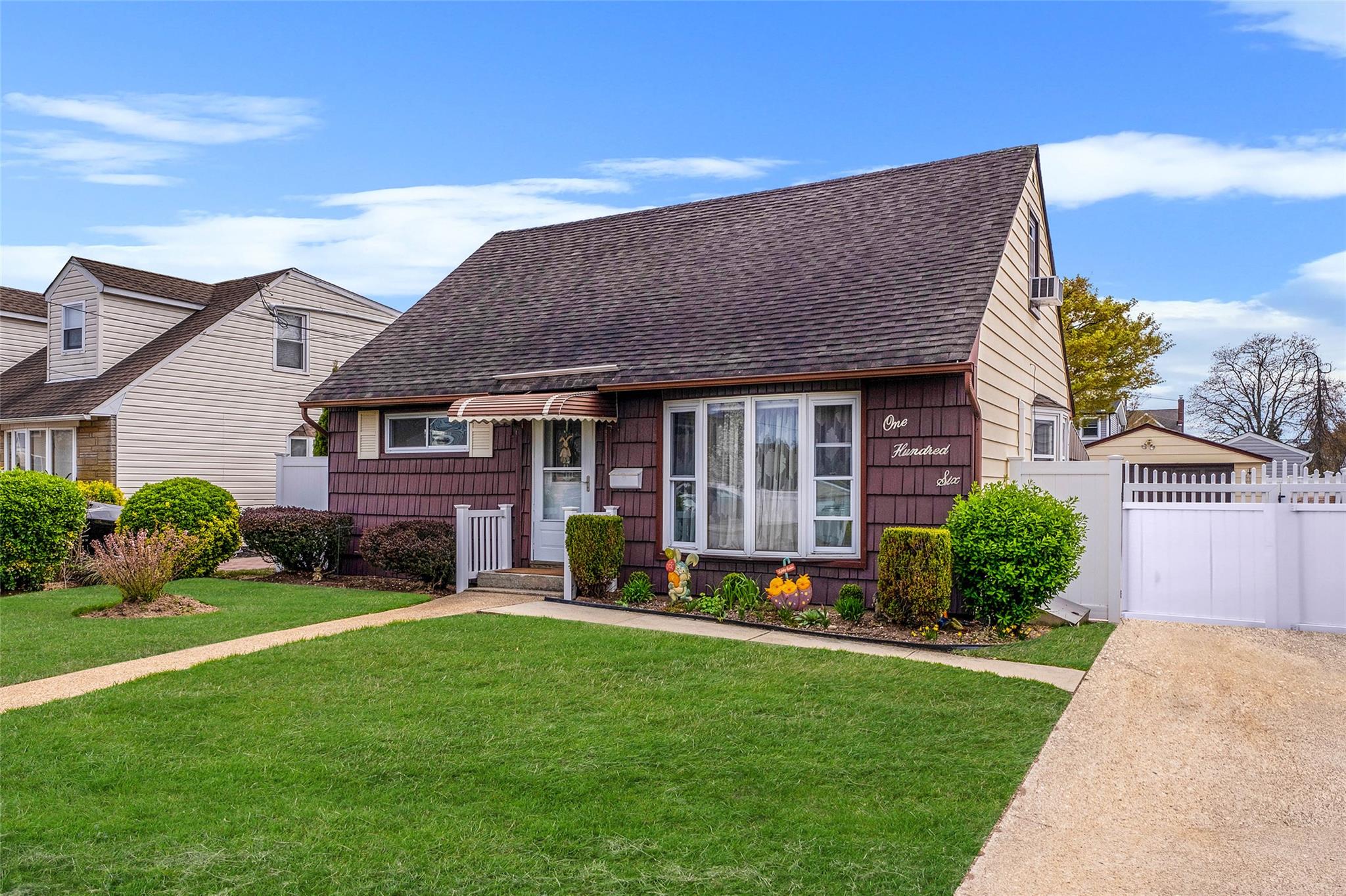106 Franklin Place, Massapequa, New York image 3