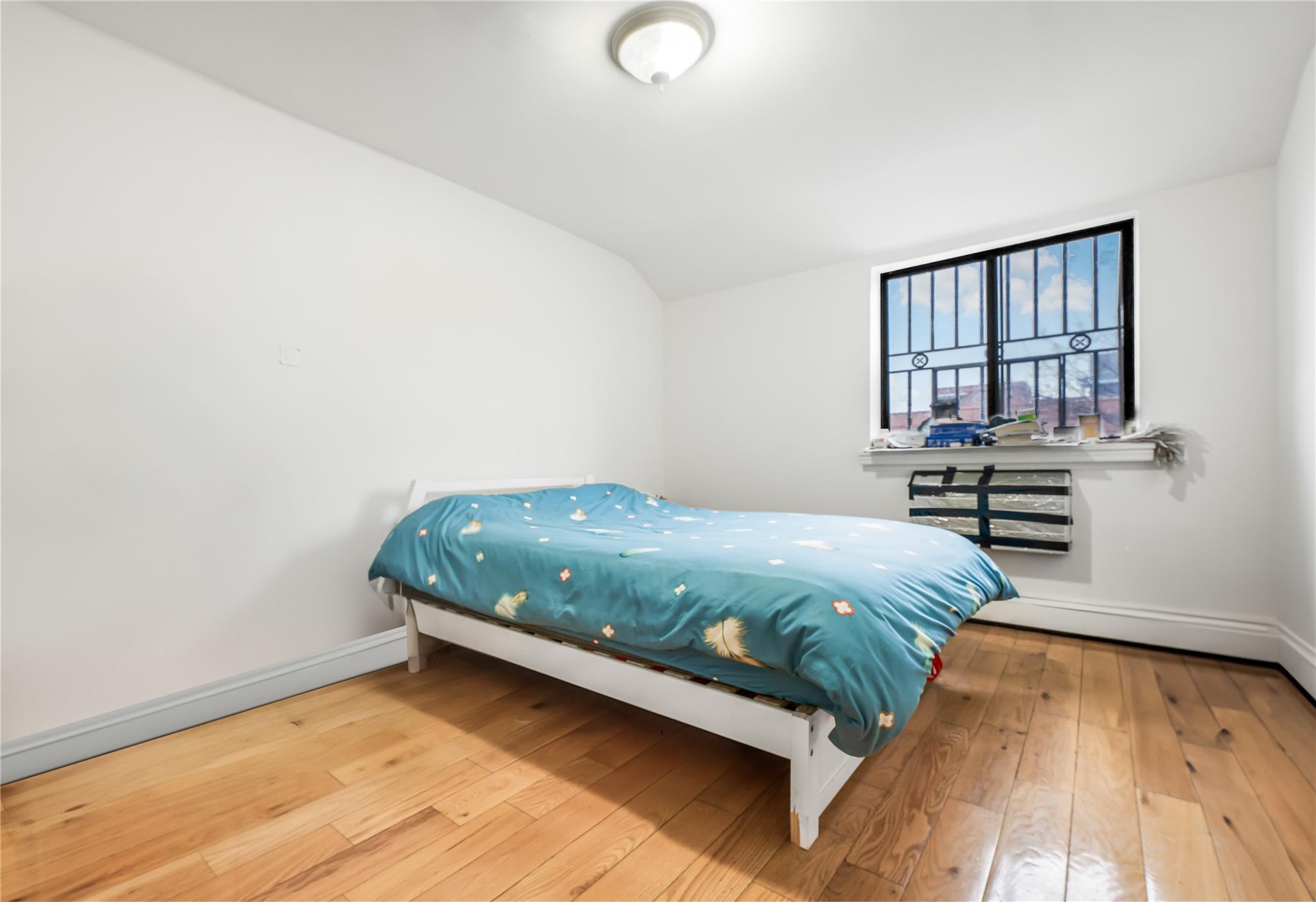 132-18 Avery Avenue #4D, Flushing, New York image 2