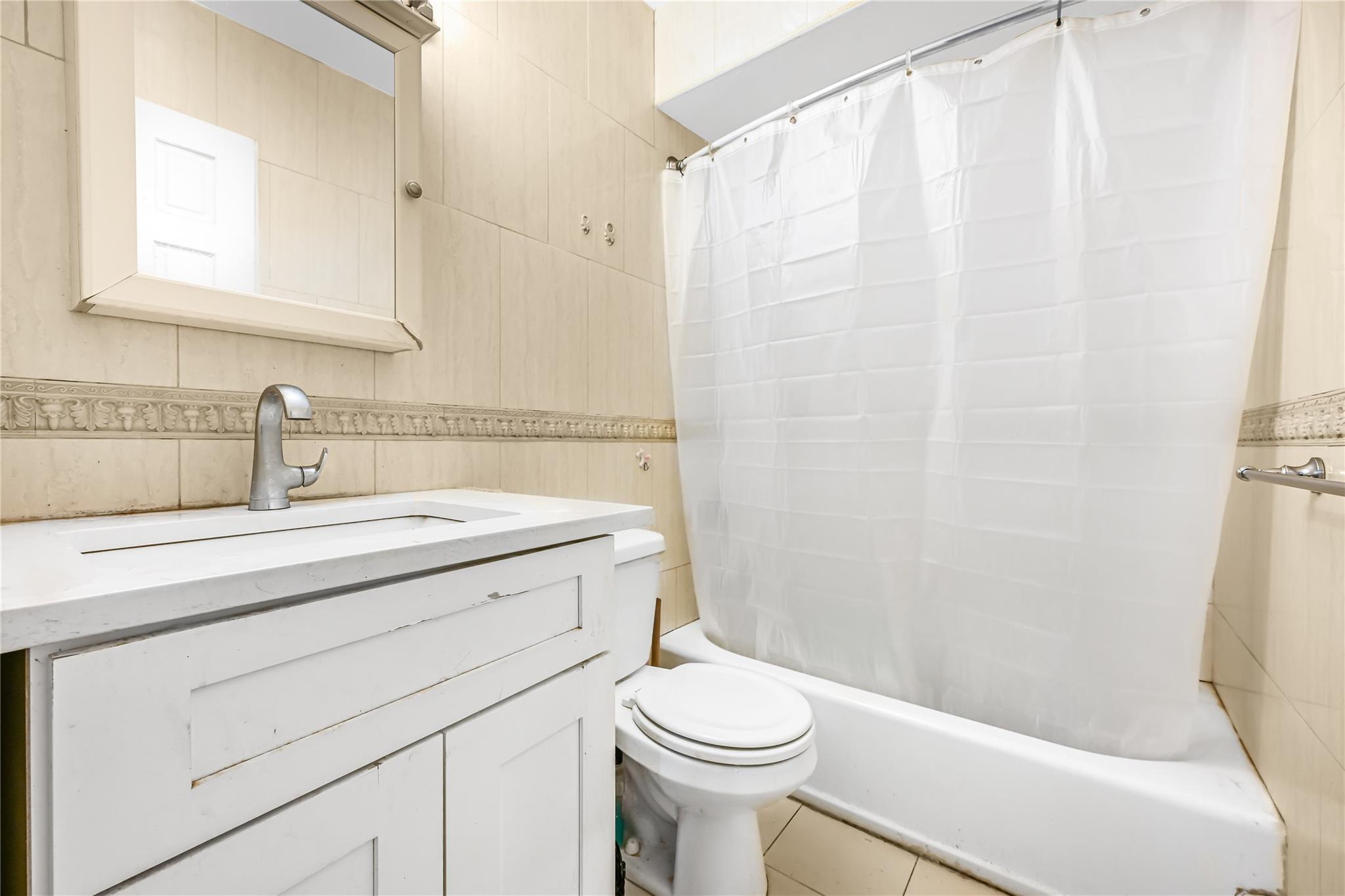 132-18 Avery Avenue #4D, Flushing, New York image 7