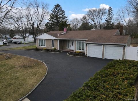 Homes For Sale - 12 Fowler Lane<br/> Mount Sinai, NY 11766