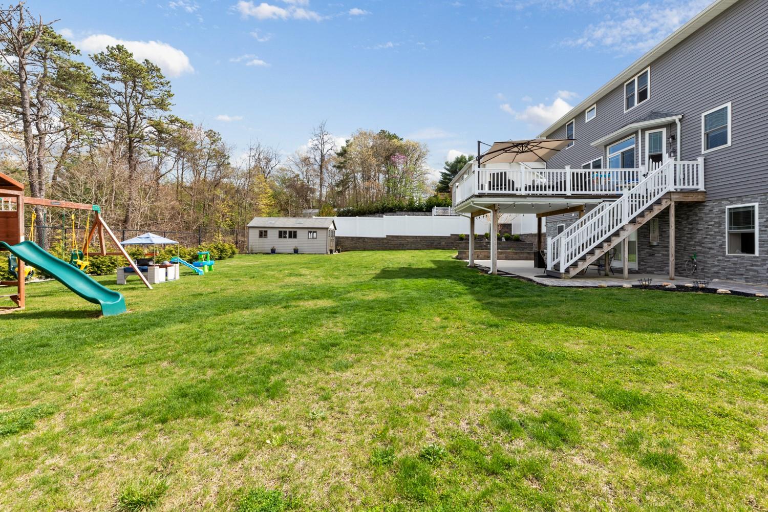 51 Ave D, Farmingville, New York image 33
