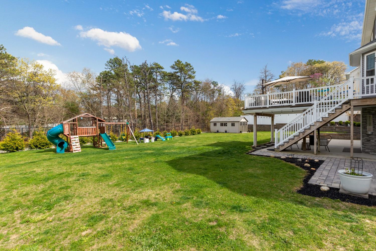 51 Ave D, Farmingville, New York image 32